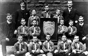 Burgoyne Road School football team in 1907.