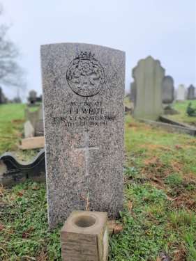 Burngreave Cemetery: gravestone of 19522 Private J. J. White, [6th Battalion] York and Lancaster Regiment, 6th October, 1917