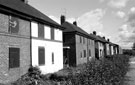 Houses around 364 Deerlands Avenue