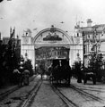 View: s03356 Royal visit of King Edward VII and Queen Alexandra. Decorative arch on Lady's Bridge. 