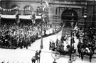 View: s03797 Royal party arriving at the Town Hall to unveil Queen Victoria's Statue