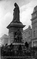 Queen Victoria Statue, Town Hall Square