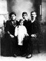 Mr. Edmund Hemmingfield and family of Shiregreen