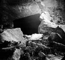 Dragon's Cellar, Wharncliffe Crags