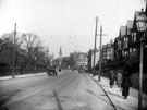 View: s15132 Ecclesall Road looking towards Hunter's Bar, Endcliffe Park on left