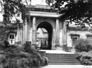 View: t01621 Botanical Gardens main gateway, Clarkehouse Road