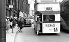 Passengers  boarding a No. 88 Bus, Snig Hill 