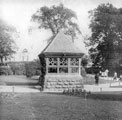 Drinking fountain and shelter, Endcliffe Park