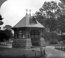 Drinking fountain and shelter in Endcliffe Park