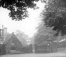 Norfolk Park Lodge, Norfolk Park Road entrance