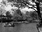 View: s28887 Boating lake, Graves Park