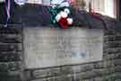 View: a04023 World War One memorial trees plaque, Western Road School