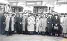 View: a04489 Group of elderly people from Stocksbridge on an outing, c. 1947