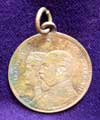 View: arc00547 Medal commemorating the visit to Sheffield of King Edward VII and Queen Alexandra