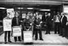 View: s35396 Pickets outside the Pennine Centre, Tenter Street during a Civil Servants strike