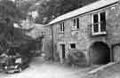 View: s42562 Coach house, Rivelin Dam c.1986