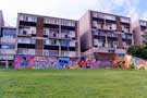 View: t07155 Rock Street, Pitsmoor - teenagers graffiti mural, designed and all work carried out solely by teenagers in March 1986