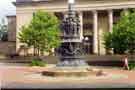 View: v04767 Barker's Pool war memorial looking towards the City Hall