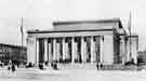 View: y12917 Sheffield City Hall, main entrance 