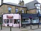 View: a06081 Shops on Nether Edge Road showing (l. to r.) No. 1 Bombshell, hairdressers and No. 1a Edge Dental Studio