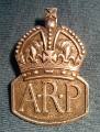 View: a06811 ARP Wardens badge, worn by George Irvine Whitham of No.78 Randall Street