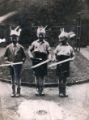 View: u11920 Children in the garden of No.102 South View Road, early 1930s